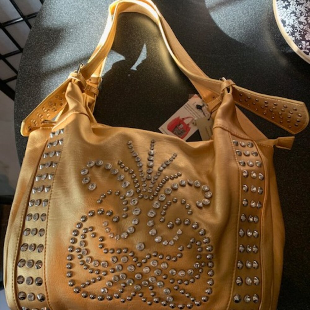 Handbag/NWT-Gold/silver studs